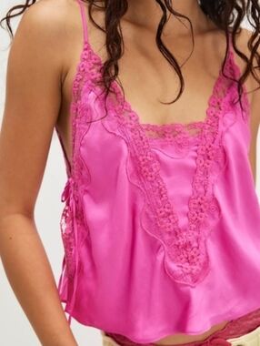 Free People NWOT Someone Like You Cami in Bright Pink sz LRG